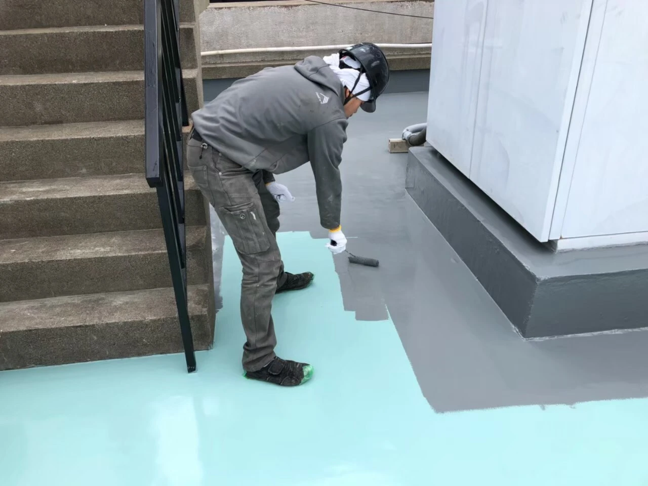 フルタイム勤務